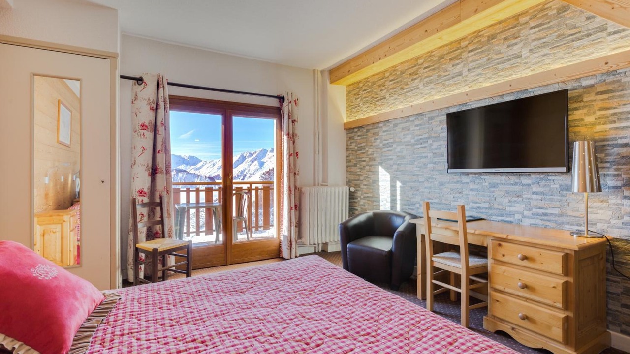 Photo of Bedroom in Viel-Alpe