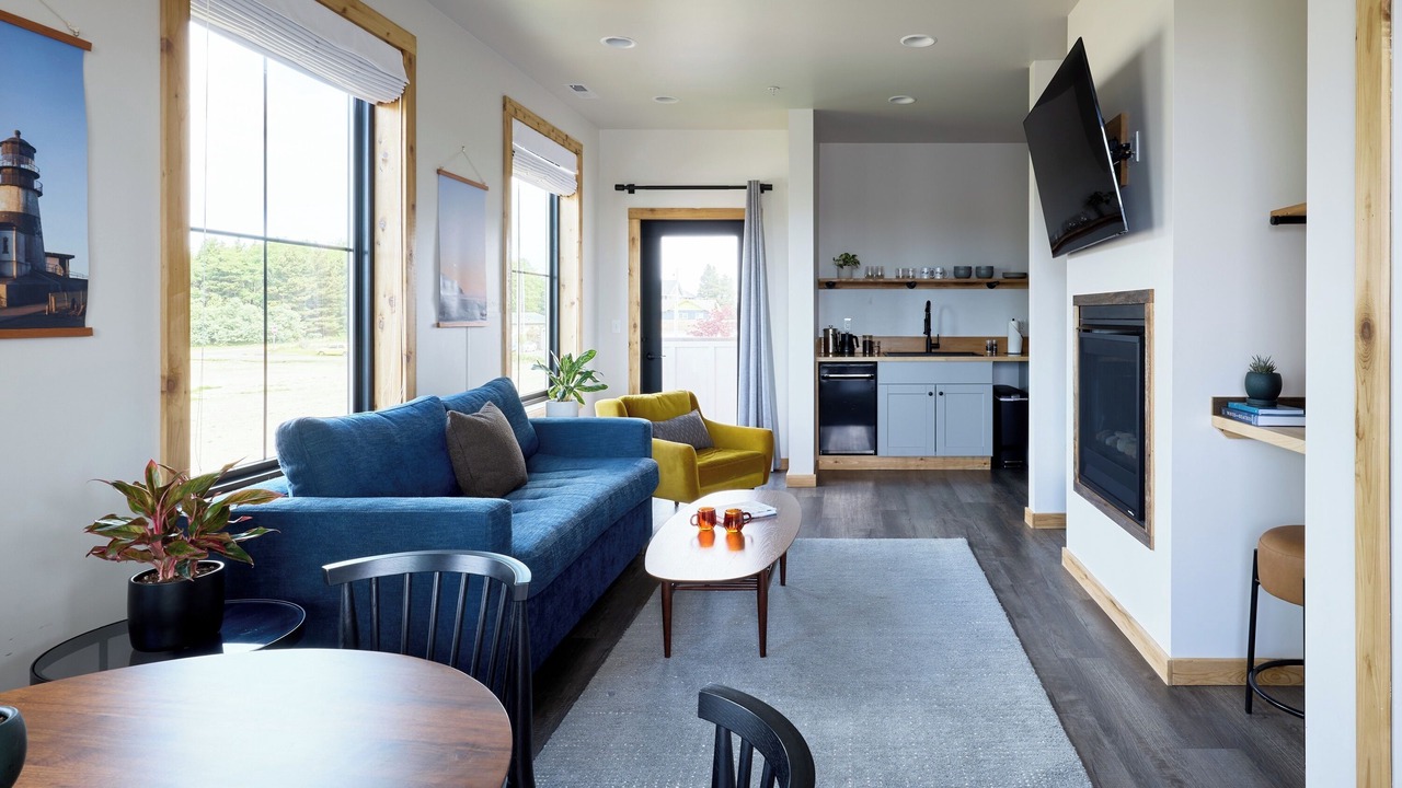 Photo of Livingroom in Long Beach