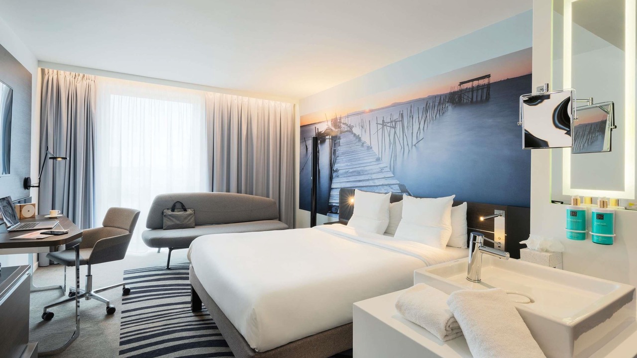 Photo of Bedroom in Orly