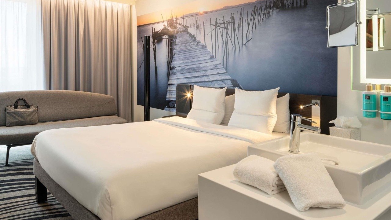 Photo of Bedroom in Orly