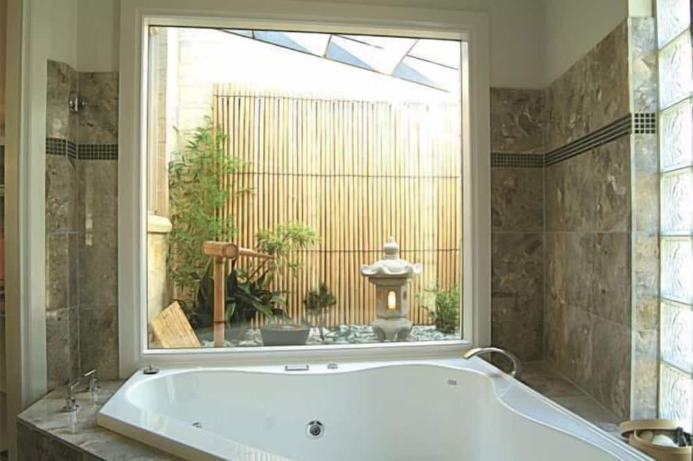 Photo of Bathroom in Yering