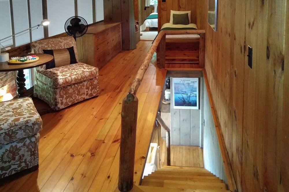 Photo of Livingroom in Keene