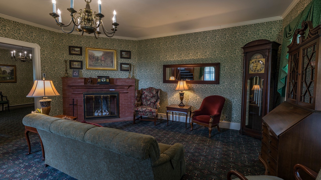 Photo of Bedroom in Lakeville