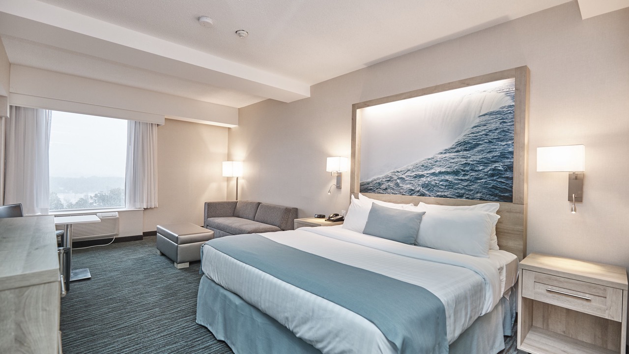 Photo of Bedroom in Niagara Falls