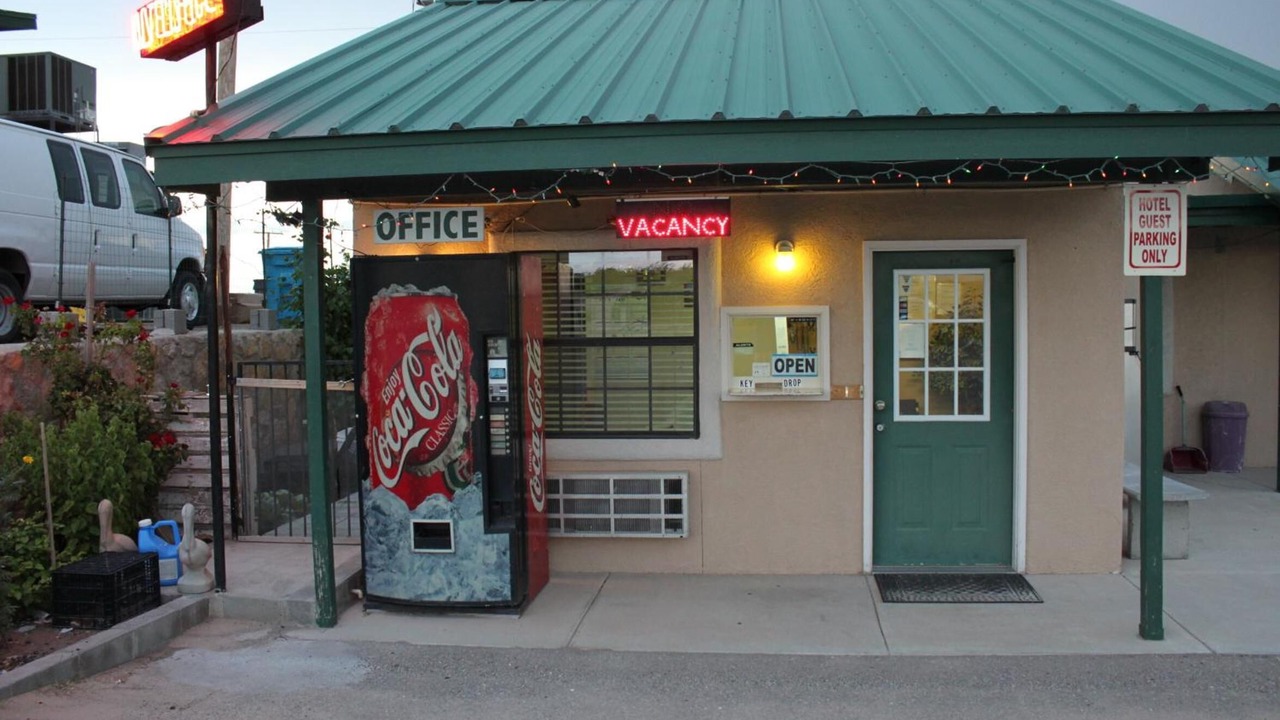 Photo of Outdoor in Clint