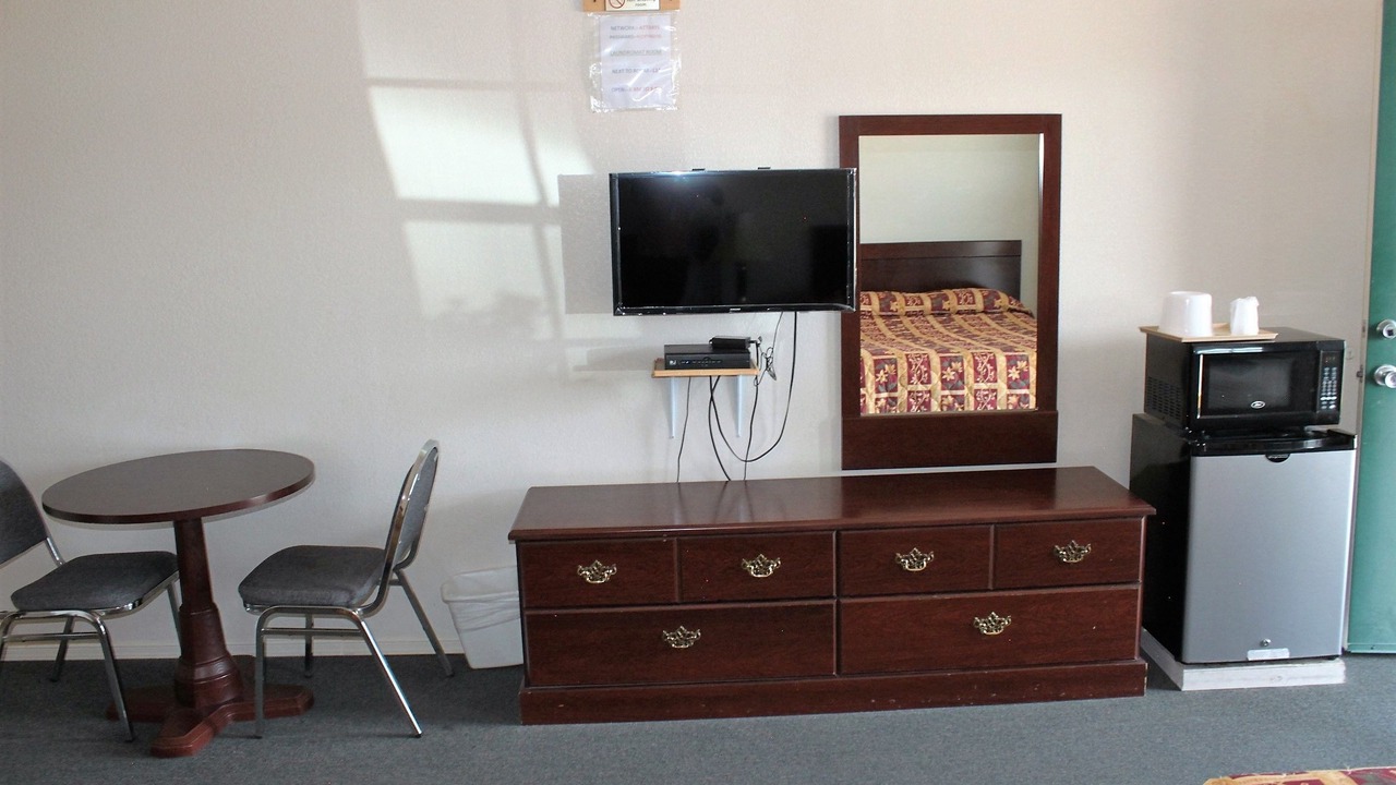 Photo of Livingroom in Clint
