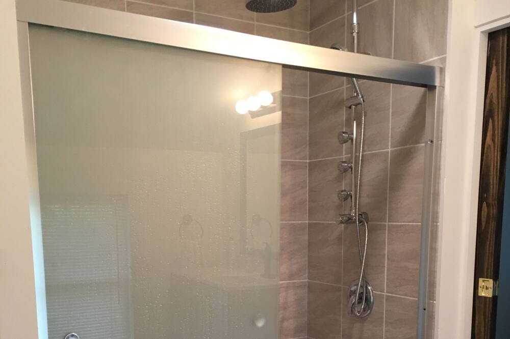 Photo of Bathroom in Cleveland
