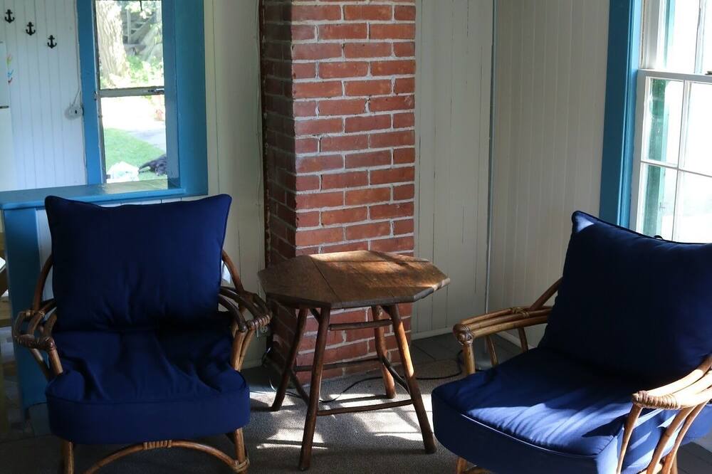 Photo of Livingroom in Murray Isle