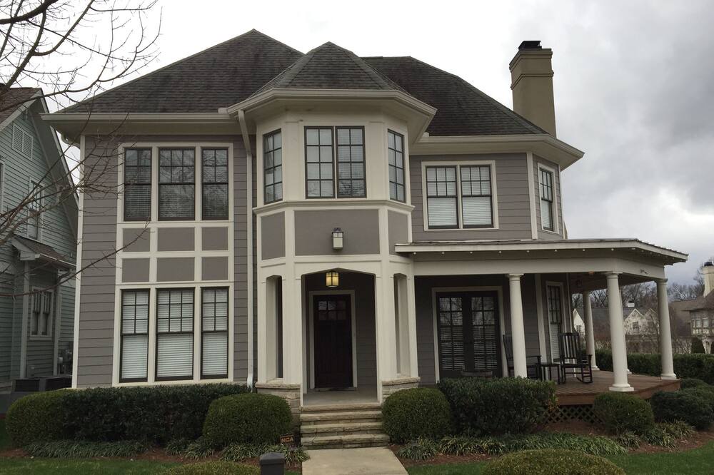 Photo of Outdoor in Sylvan Park