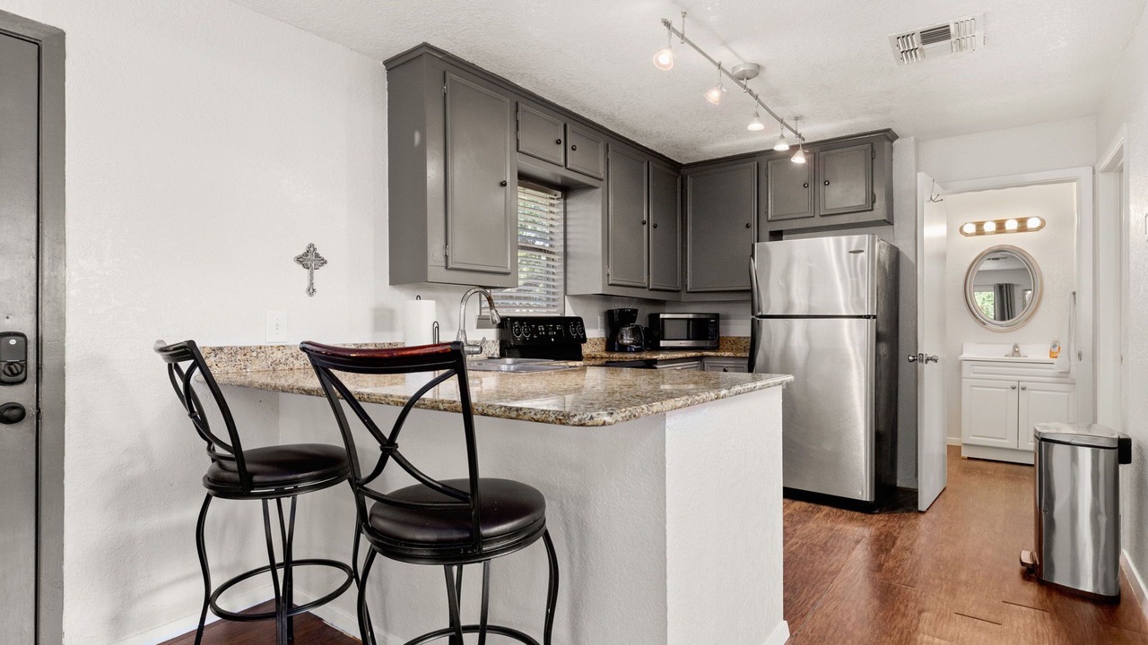 Photo of Kitchen in Canyon Lake