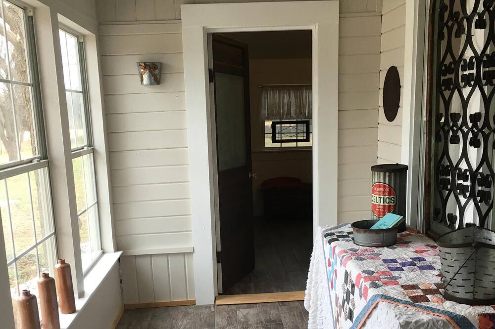 Photo of Bedroom in Golinda