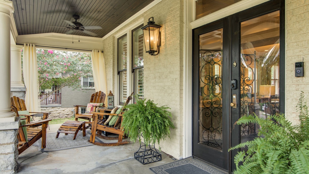 Photo of Outdoor in Historic Waverly