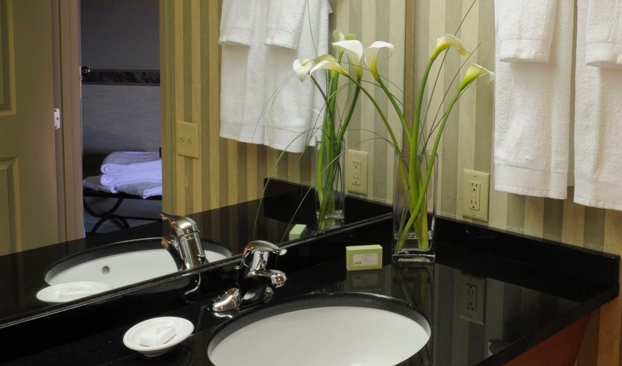 Photo of Bathroom in Sherwood - Tualatin South