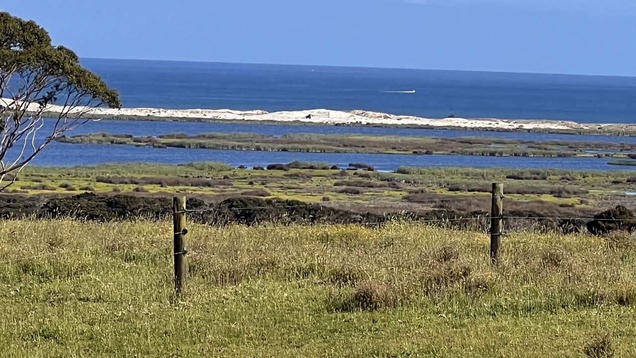 Photo of Bedroom in Karkari Peninsula