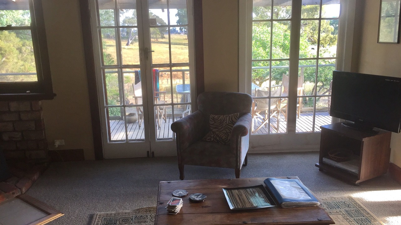 Photo of Others in Metcalfe