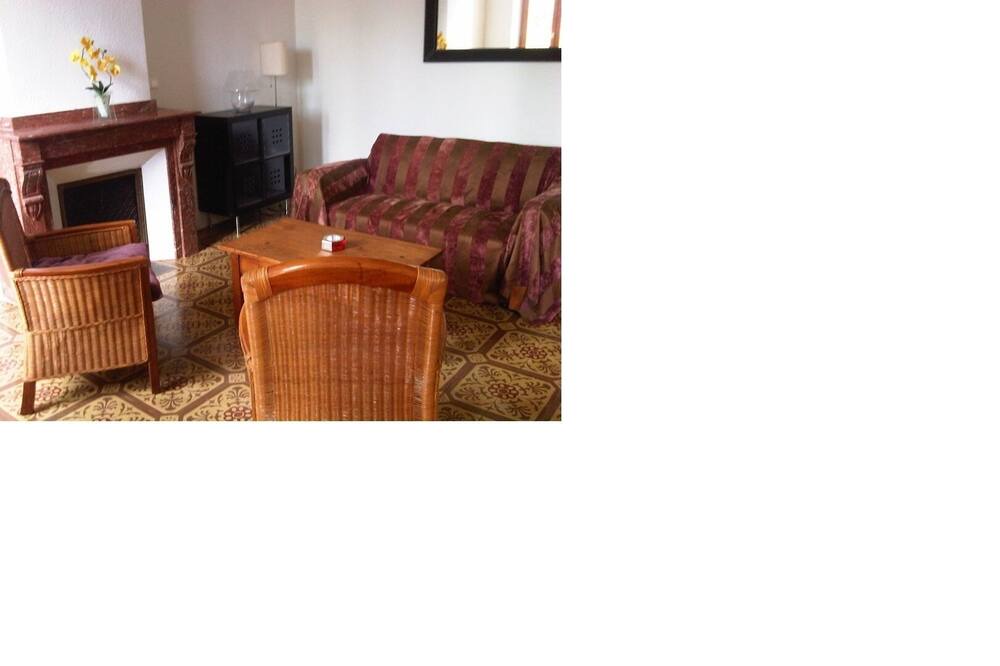 Photo of Bedroom in Paraza