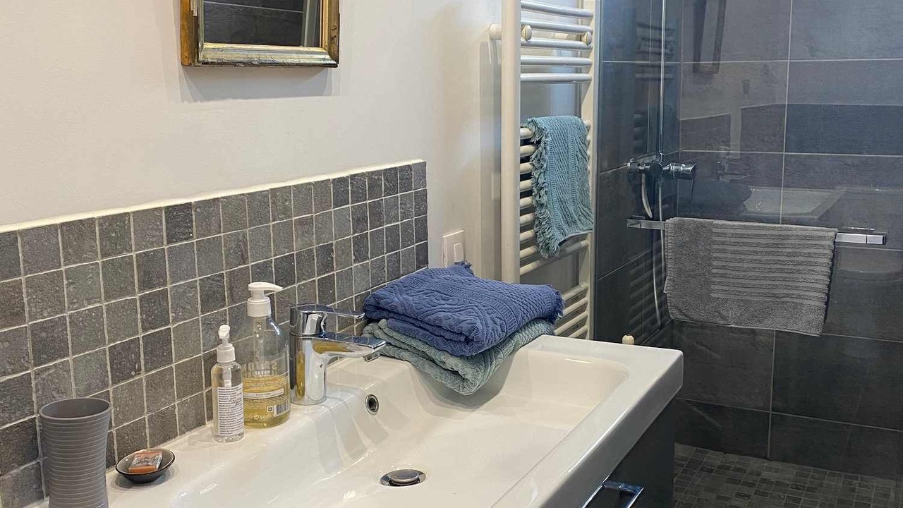 Photo of Bathroom in Ver-sur-Mer