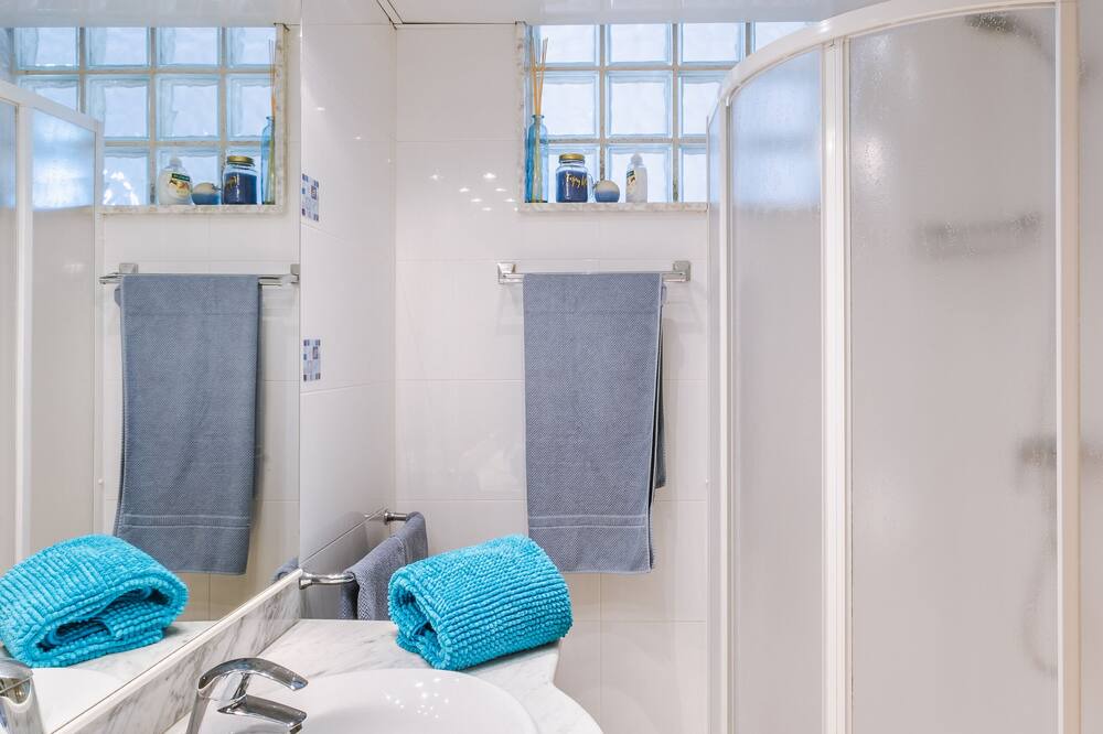 Photo of Bathroom in Roda de Bara