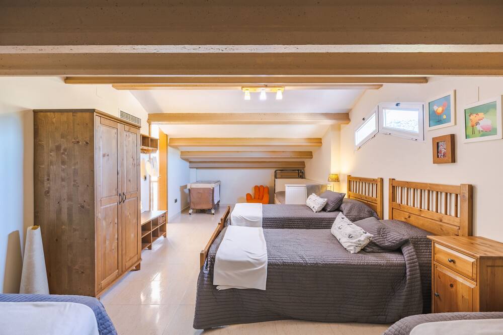 Photo of Bedroom in Roda de Bara