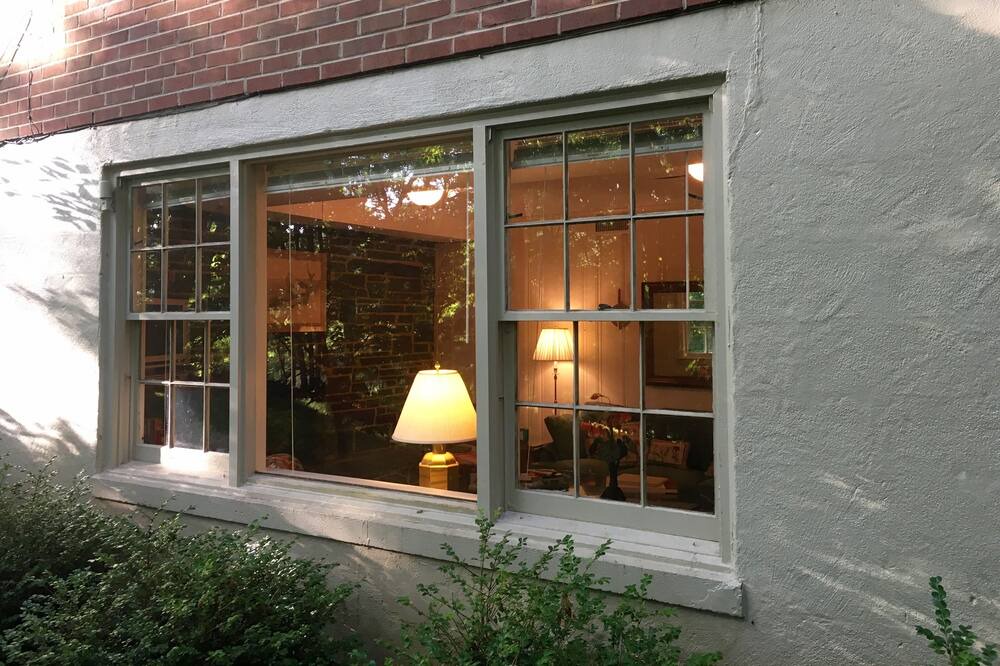 Photo of Bedroom in Boonsboro