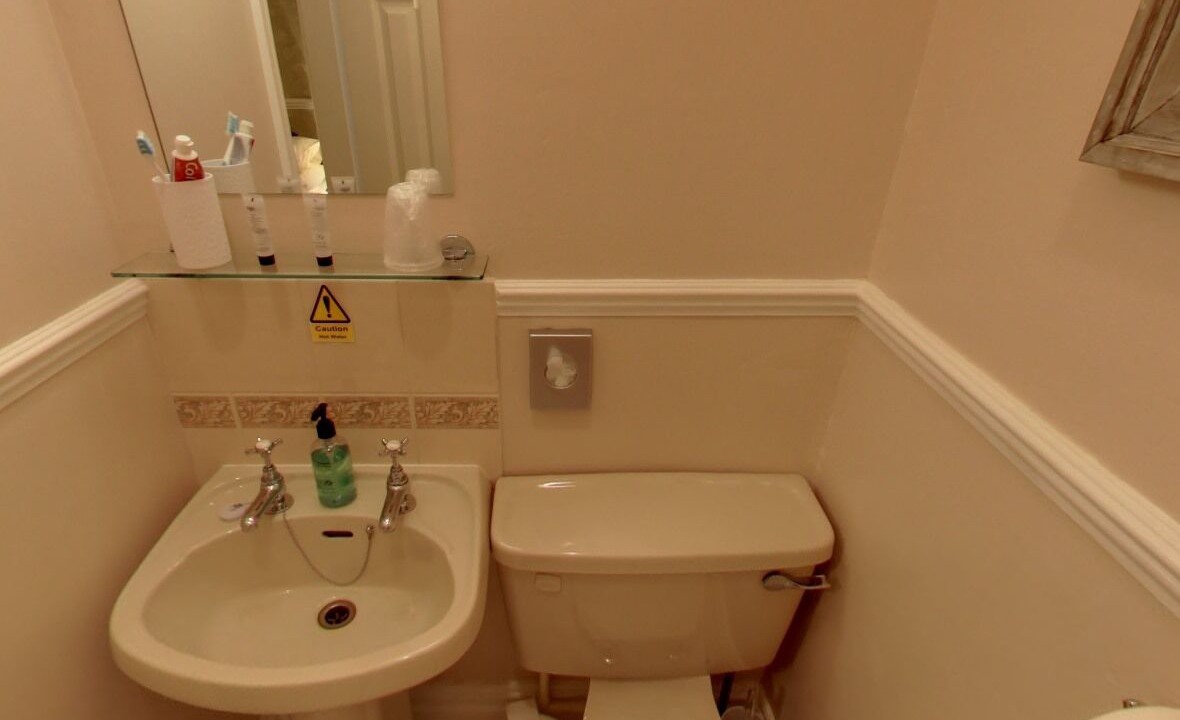 Photo of Bathroom in Muston