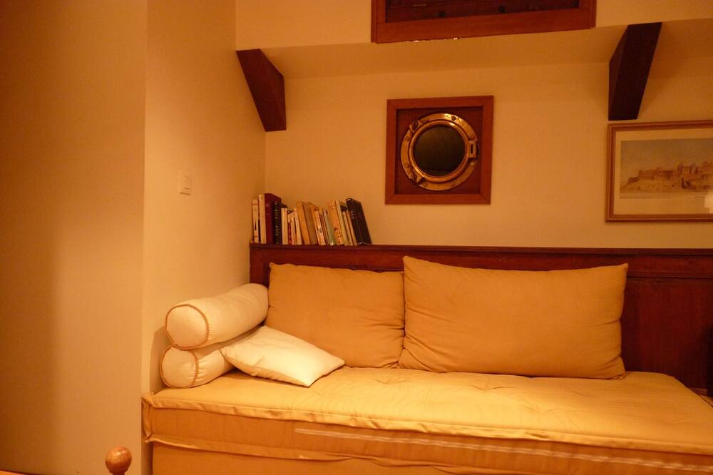 Photo of Bedroom in Villedubert