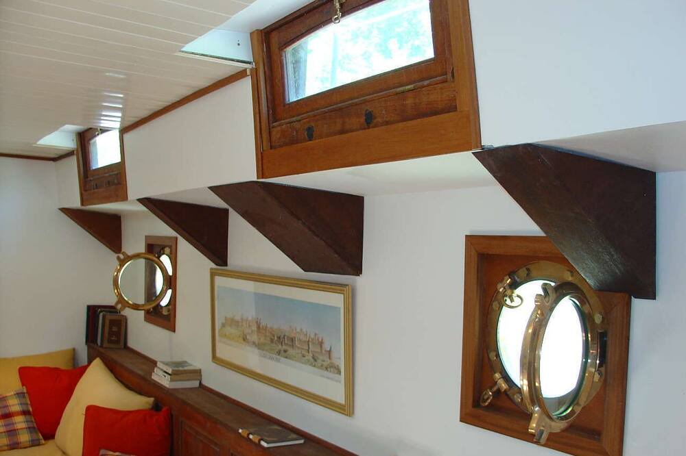 Photo of Bedroom in Villedubert