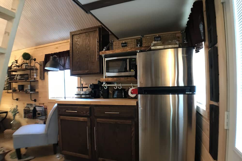 Photo of Kitchen in Peach Glen