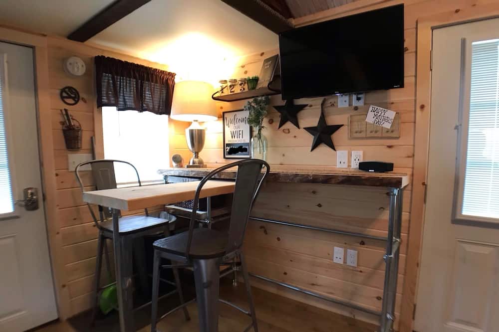 Photo of Kitchen in Peach Glen