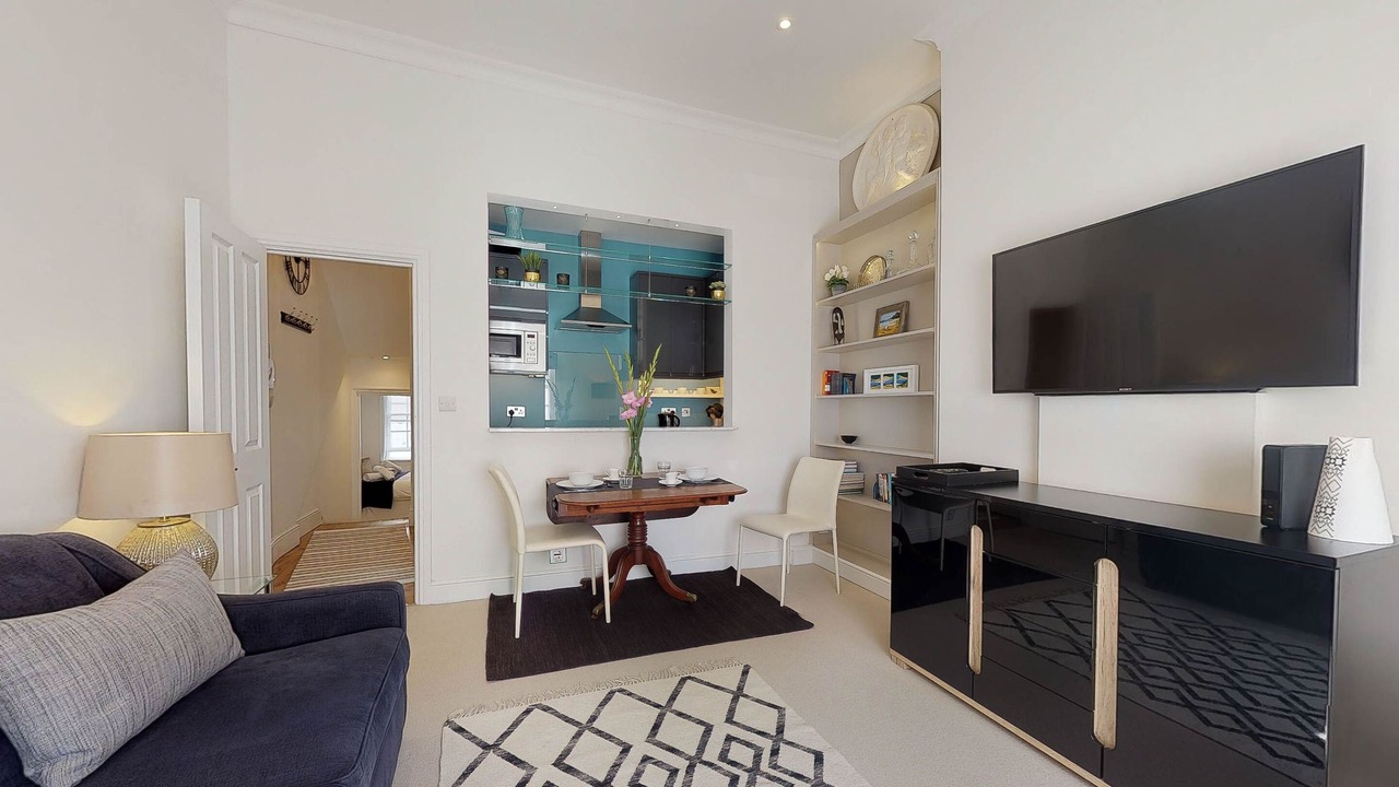 Photo of Others in Pimlico