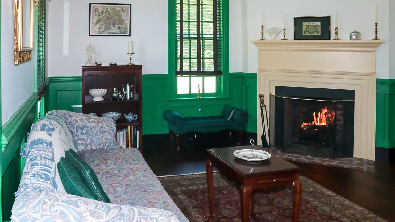 Photo of Livingroom in Providence Forge