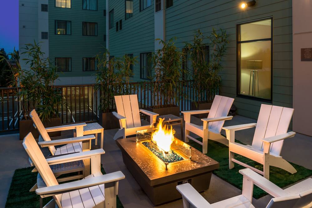 Photo of Others in Harlow