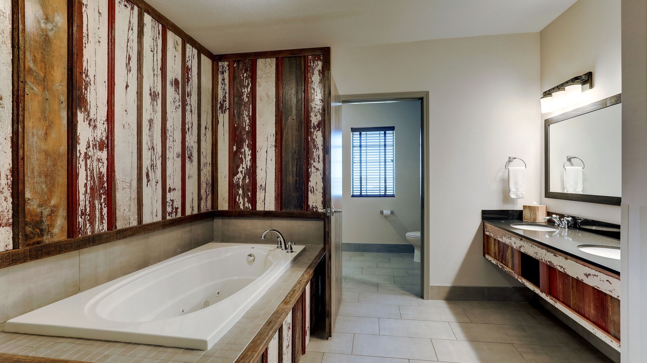 Photo of Bathroom in Broken Arrow