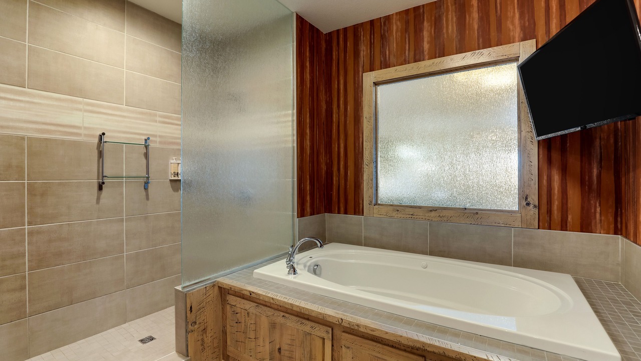 Photo of Bathroom in Broken Arrow