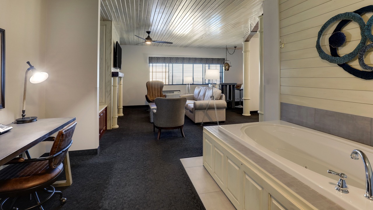 Photo of Others in Broken Arrow