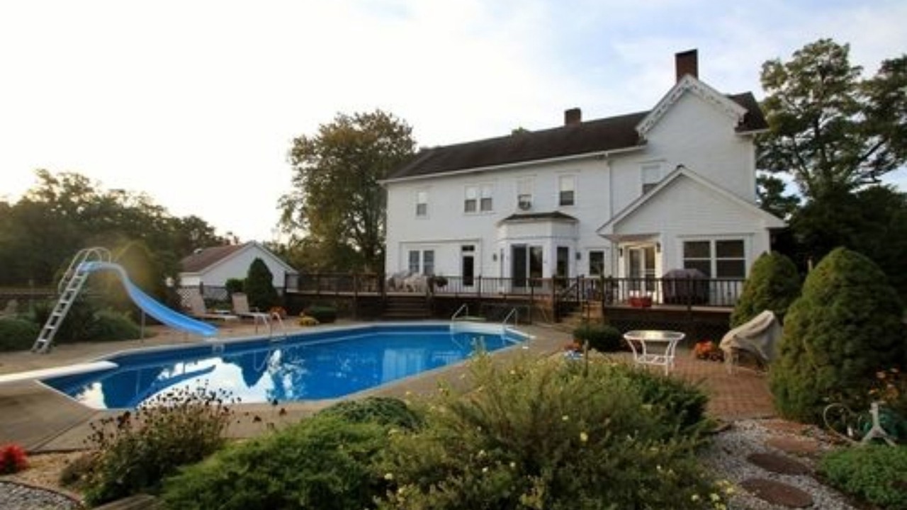 Photo of Others in Blooming Grove