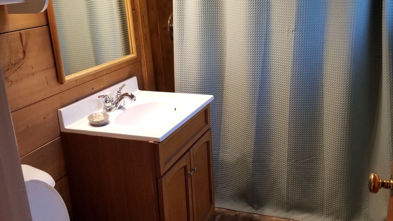 Photo of Bathroom in Thermopolis