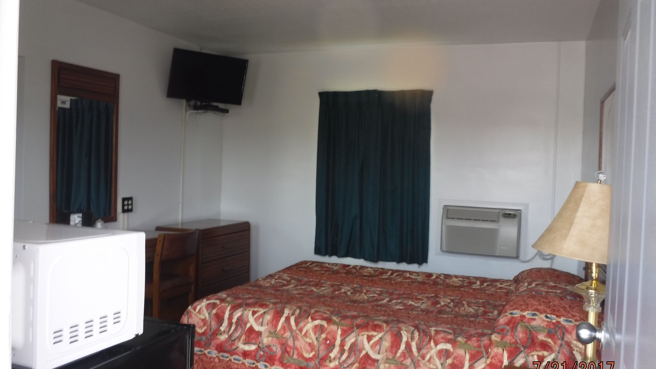 Photo of Bedroom in Front Royal
