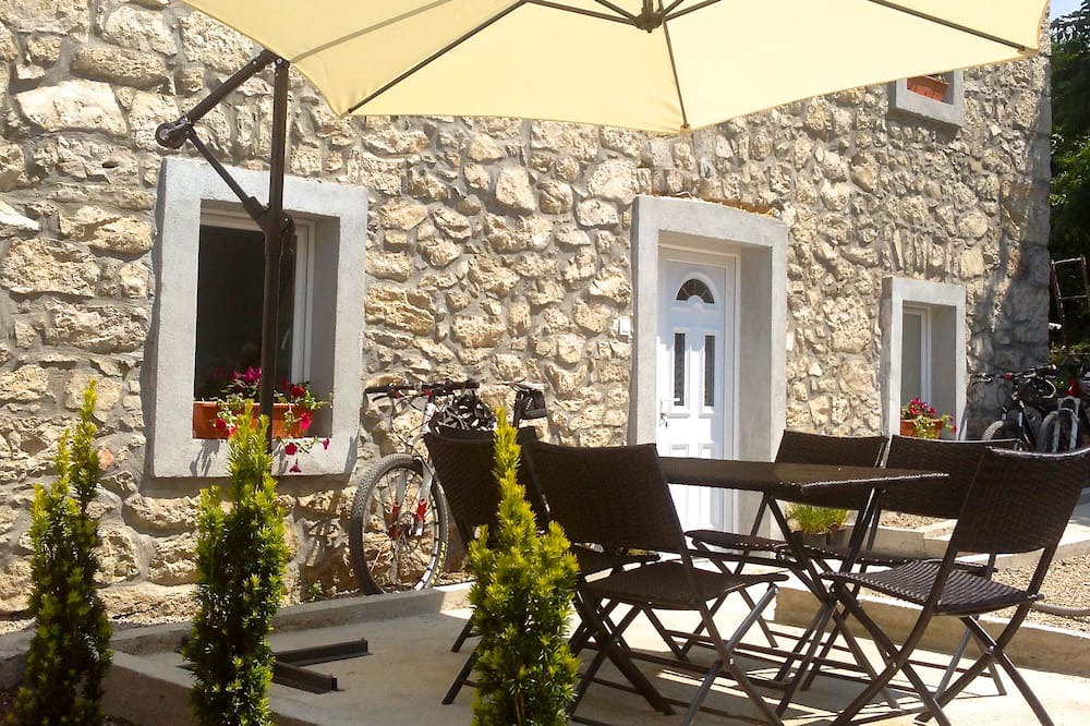 Photo of Patio Balcony in Lupoglav