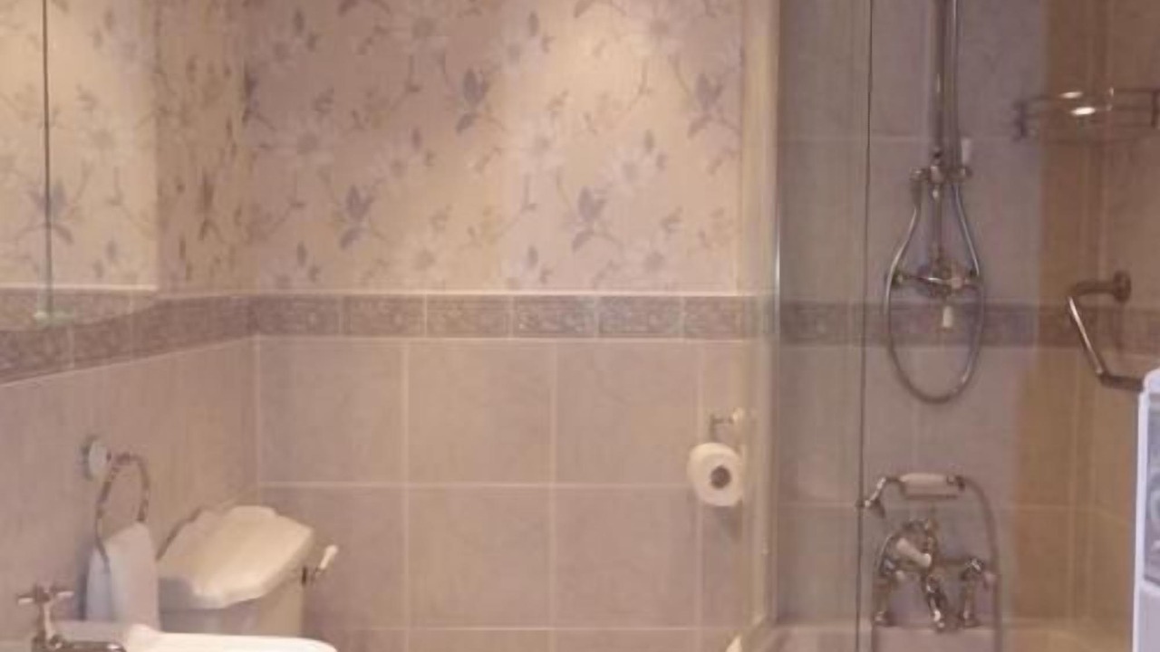 Photo of Bathroom in Kelso