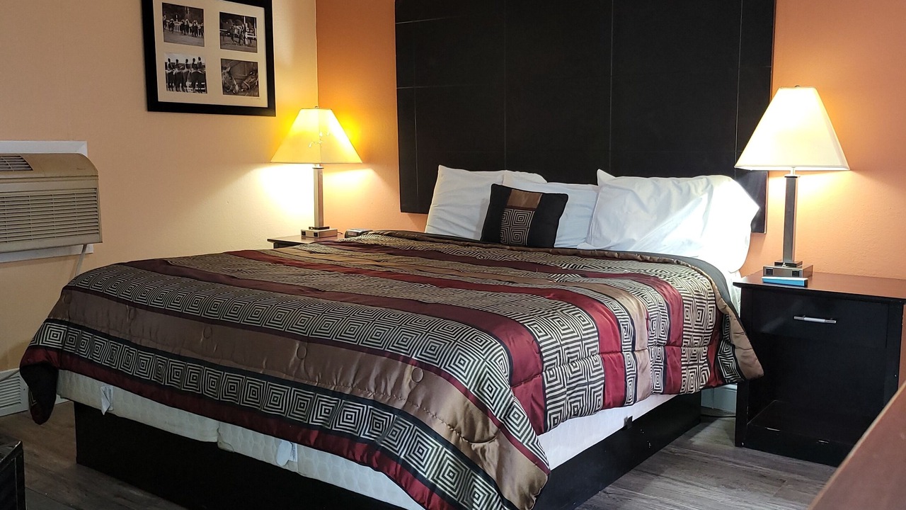 Photo of Others in Castleton-on-Hudson