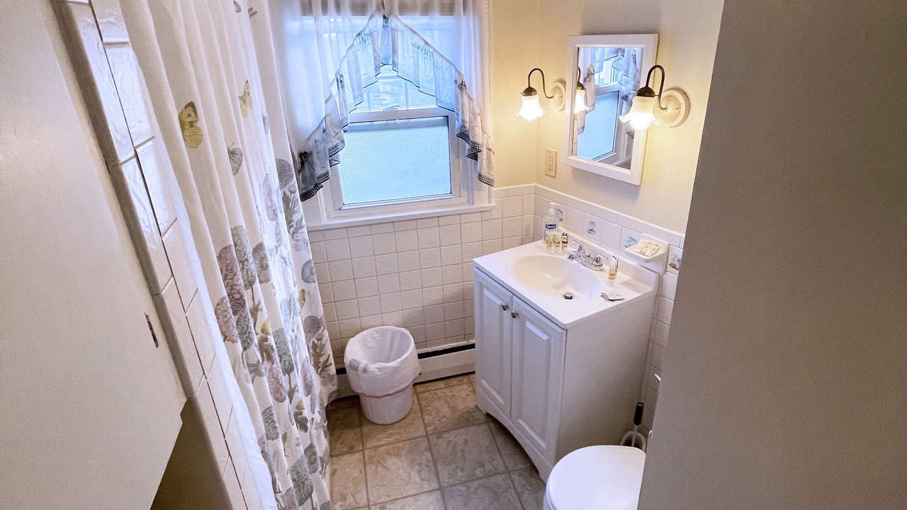 Photo of Bathroom in Old Orchard Beach