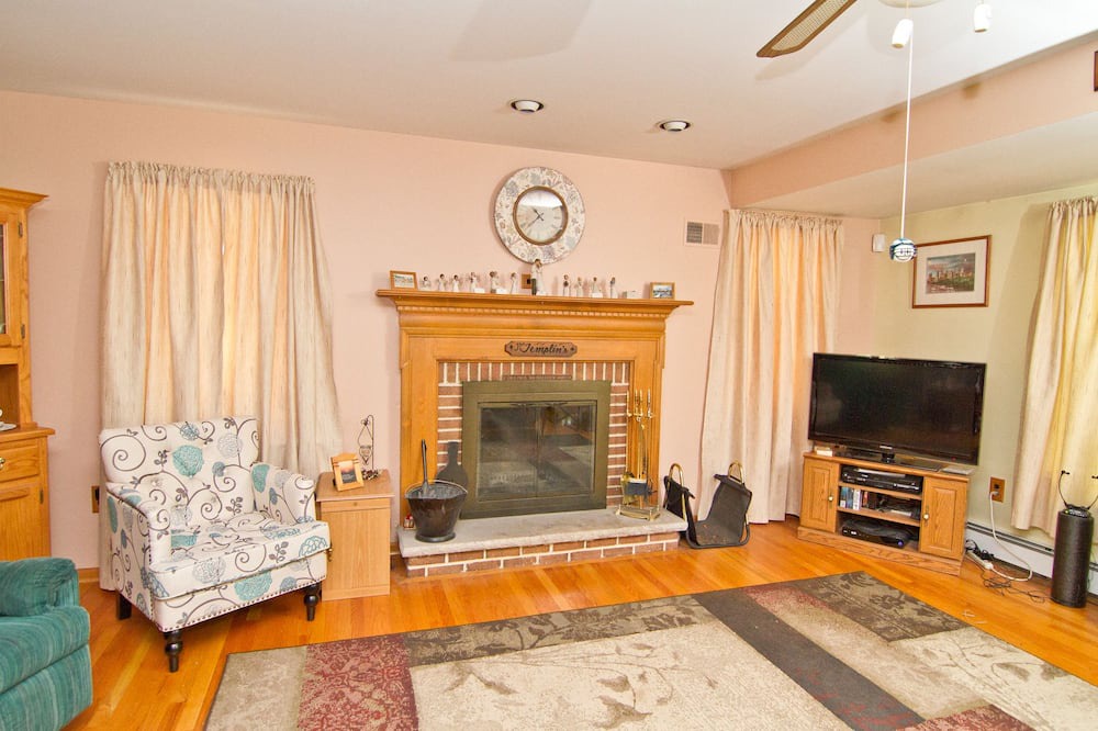 Photo of Others in Roxborough