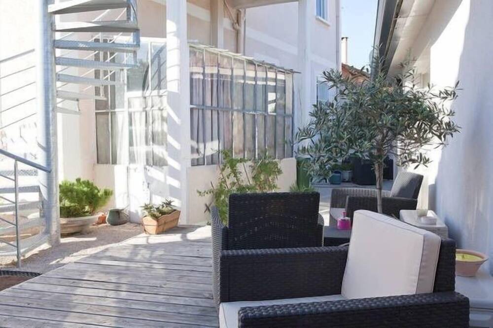 Photo of Patio Balcony in Aiguerelles
