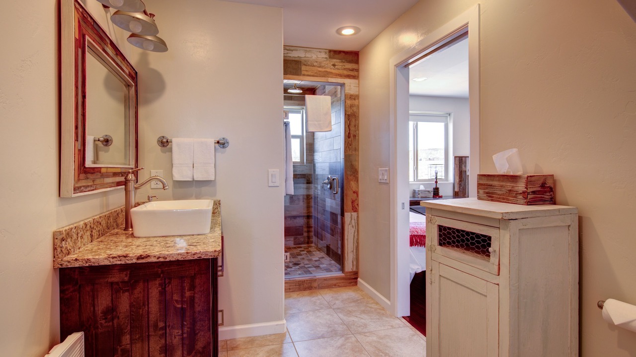 Photo of Bathroom in Hatch