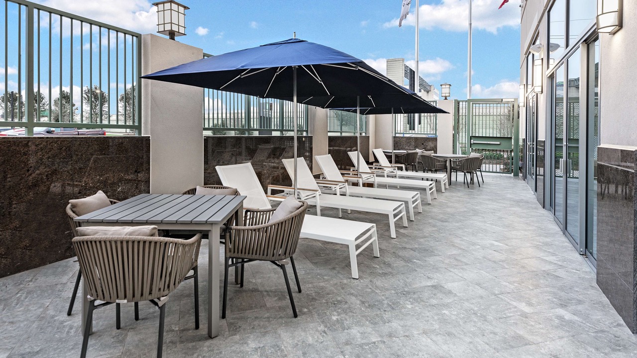 Photo of Patio Balcony in George Bush Park/Eldridge