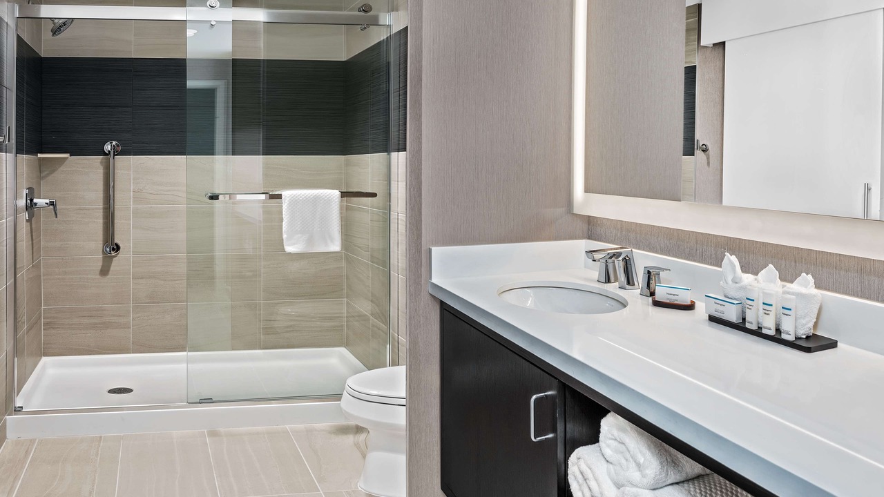 Photo of Bathroom in George Bush Park/Eldridge