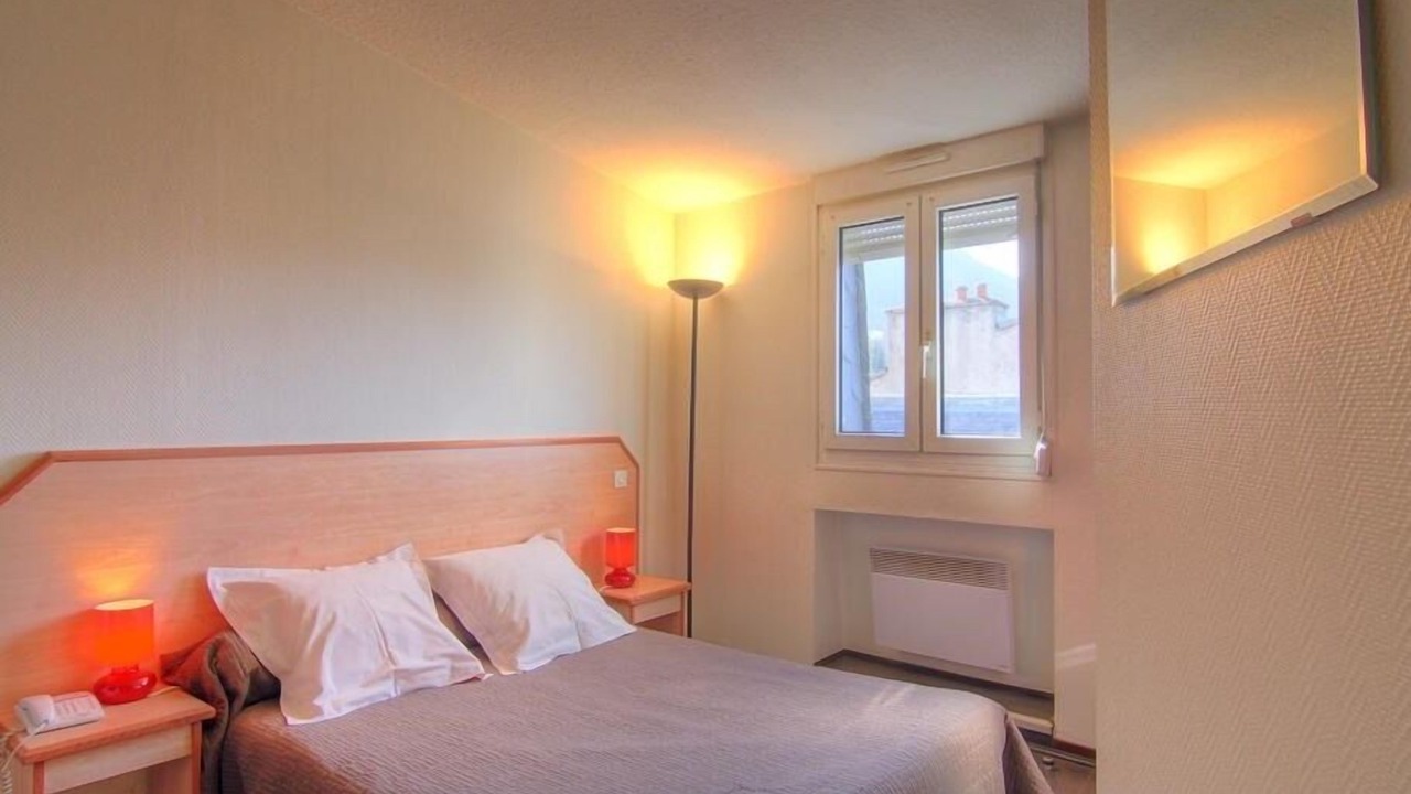 Photo of Bedroom in Mende