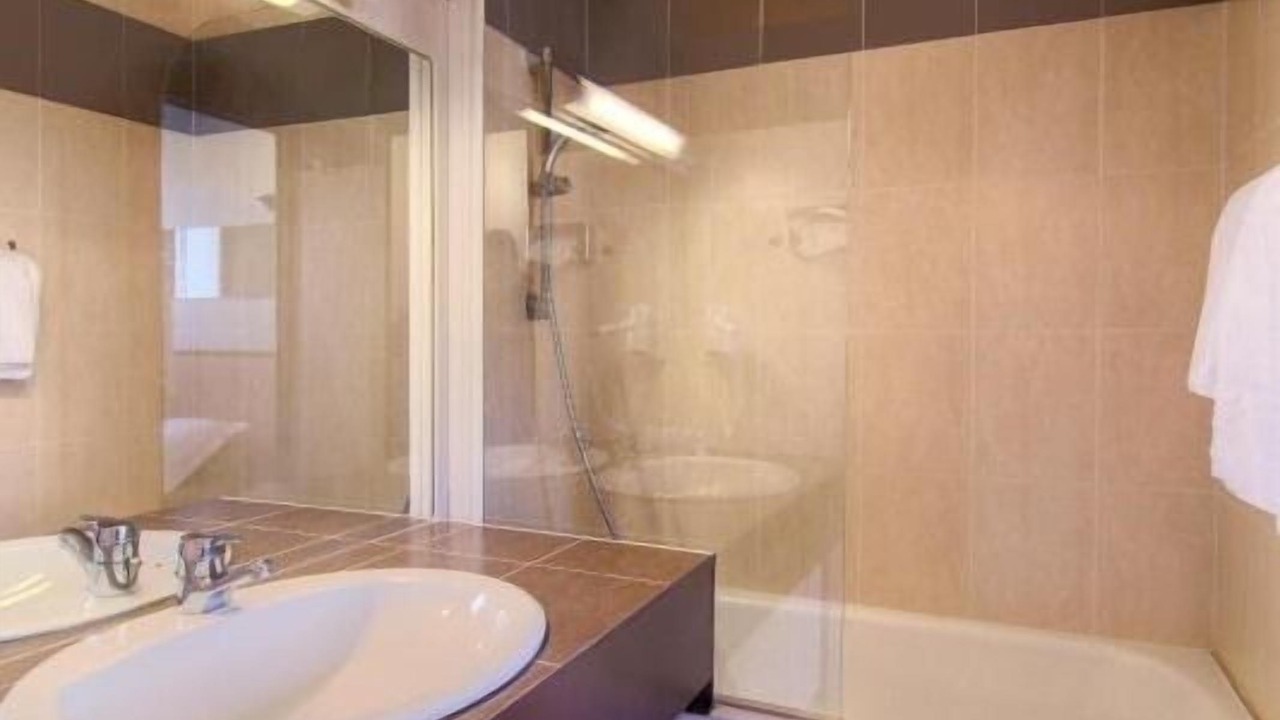 Photo of Bathroom in Mende