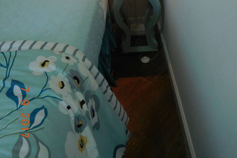 Photo of Others in Murphys